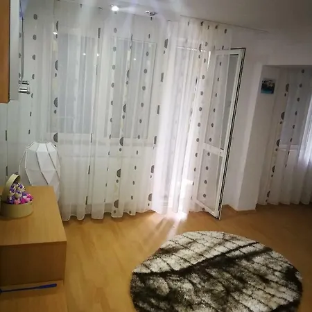 Apartament Ana בית אירוח